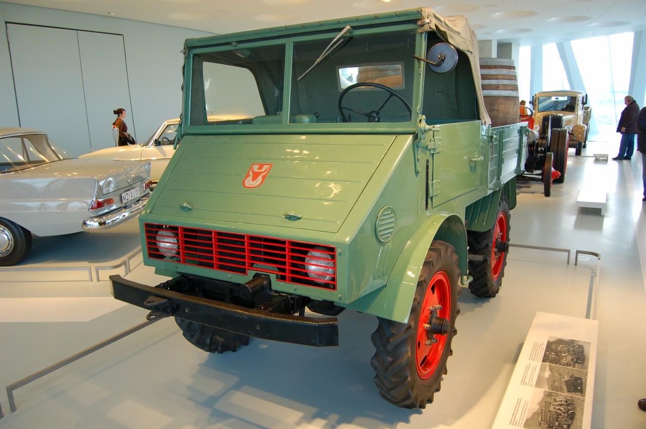 The Unimog Prototype with the Ox horn logo Photo: wiki