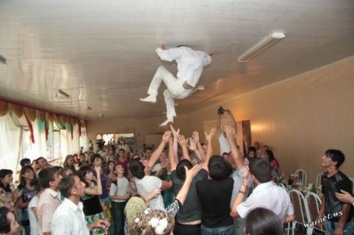 Crazy Wedding Photos That The Photographer Definitely Wasnt Expecting Page Of