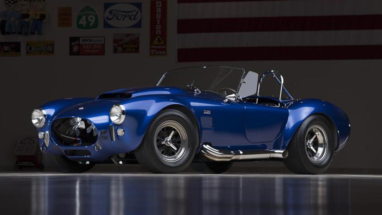 1966 Shelby Cobra 427 Super Snake Photo: bbc