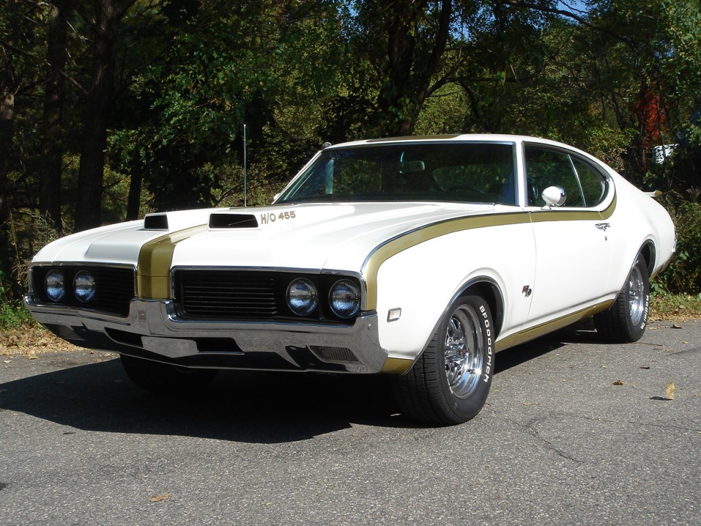 The Top 40 Classic Muscle Cars in History, Ranked - Page 40 of 41