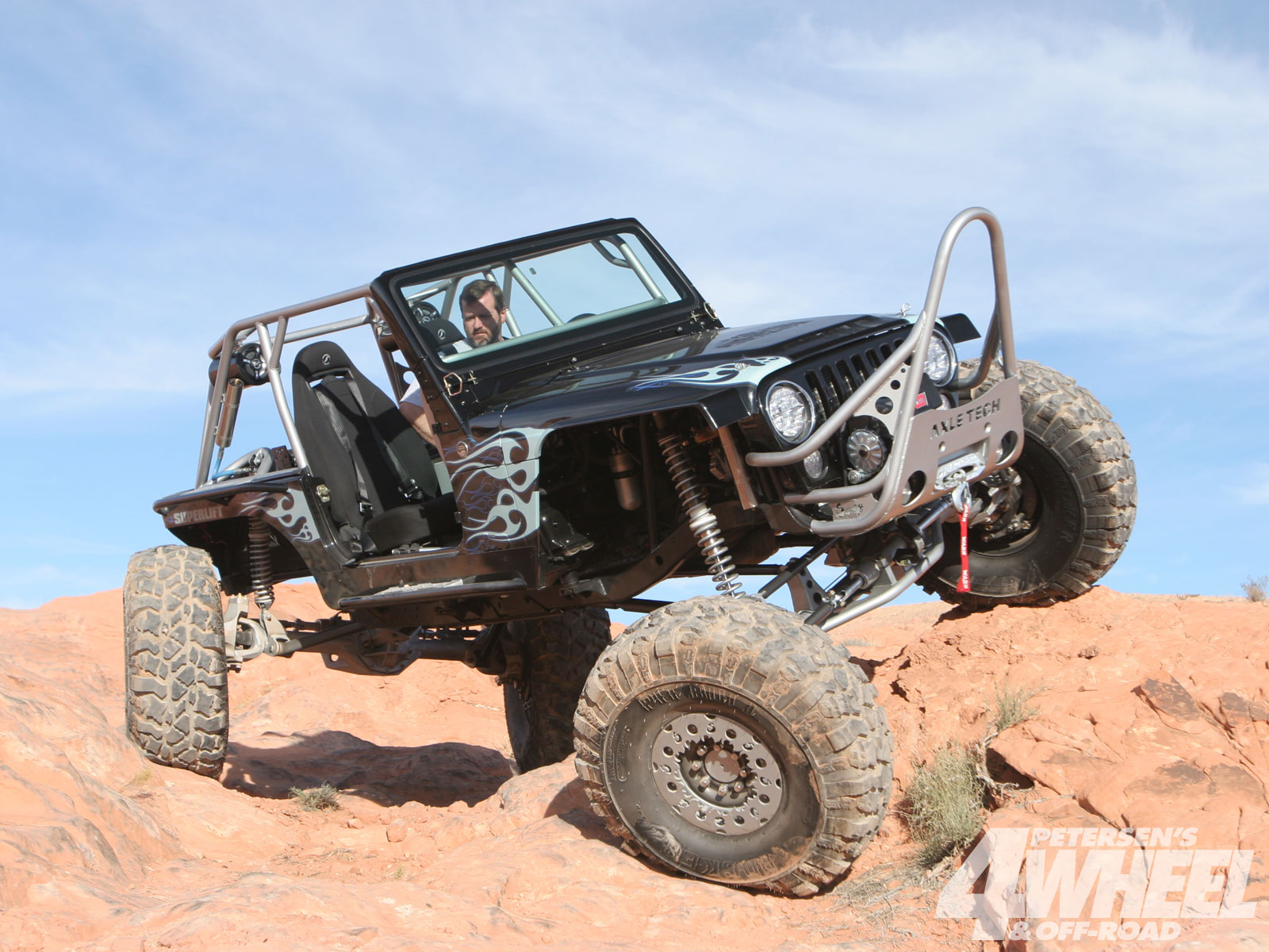 Jeep Wrangler Rock Crawler Photo: 4wheeloffroad