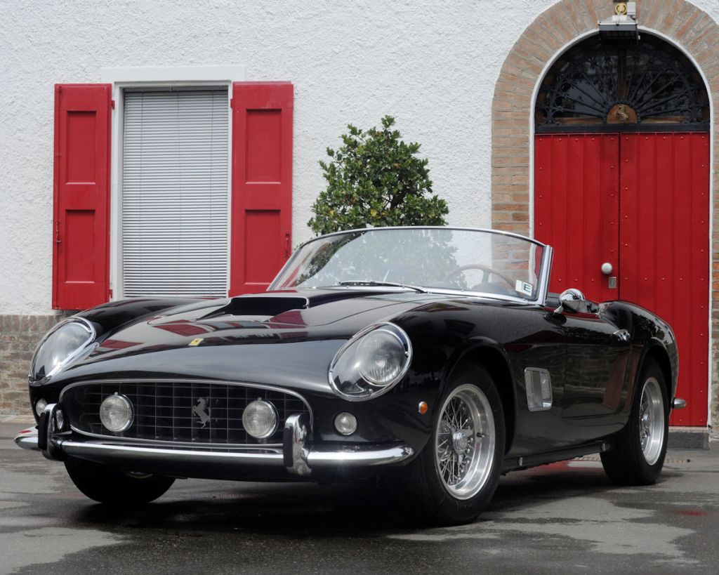 1961 Ferrari 250 GT SWB Ferrari California Photo: theautochannel