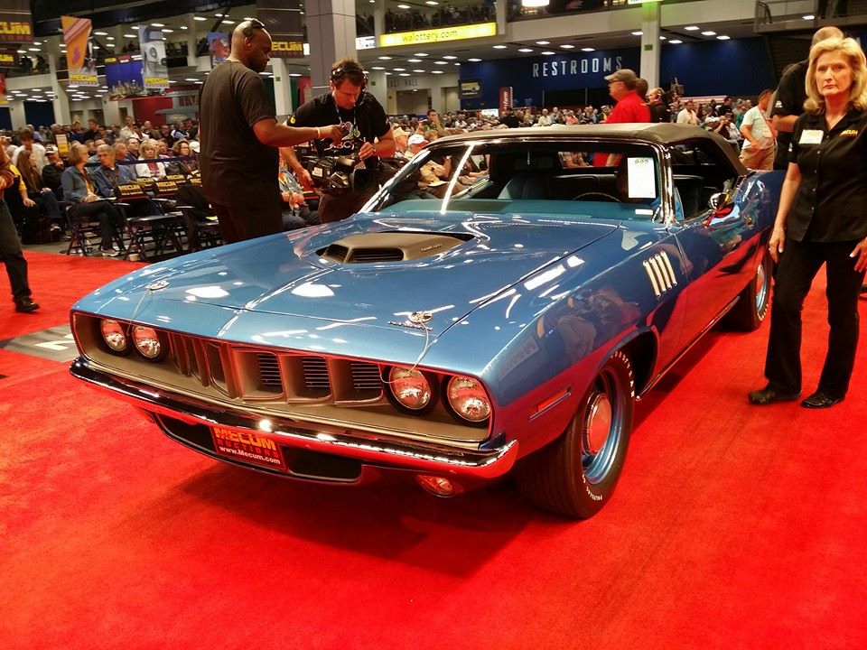 1971-plymouth-barracuda-convertible-sells-for-3-5-million-image-mecum-auctions_100470265_l